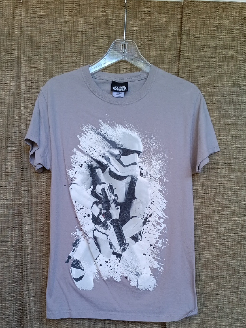 Star Wars Men's Grey T-Shirt with White & Black Stormtrooper Graphic